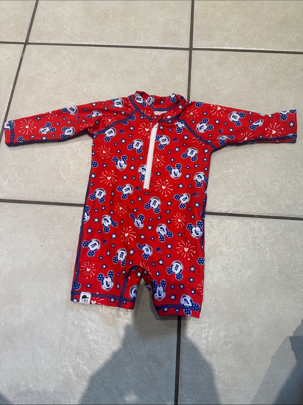 Kids Red Mickey Print Long-Sleeve Rash Guard Swimsuit